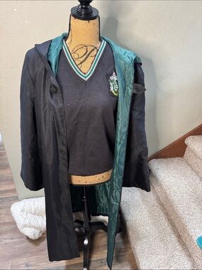 Harry Potter Slytherin Cape and Sweater Vest